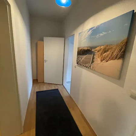 Schoene 2 Schlafzimmer Fuer 4 Per. 아파트